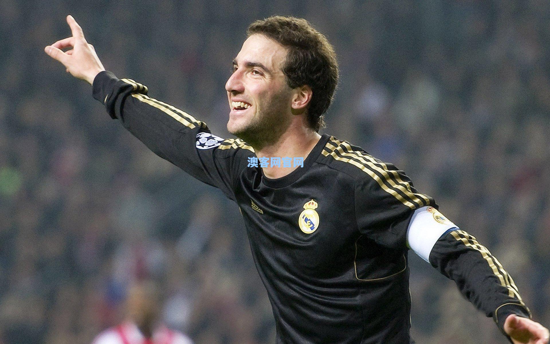 奥萨苏纳主场力克瓦伦西亚 布季米尔头槌定乾坤