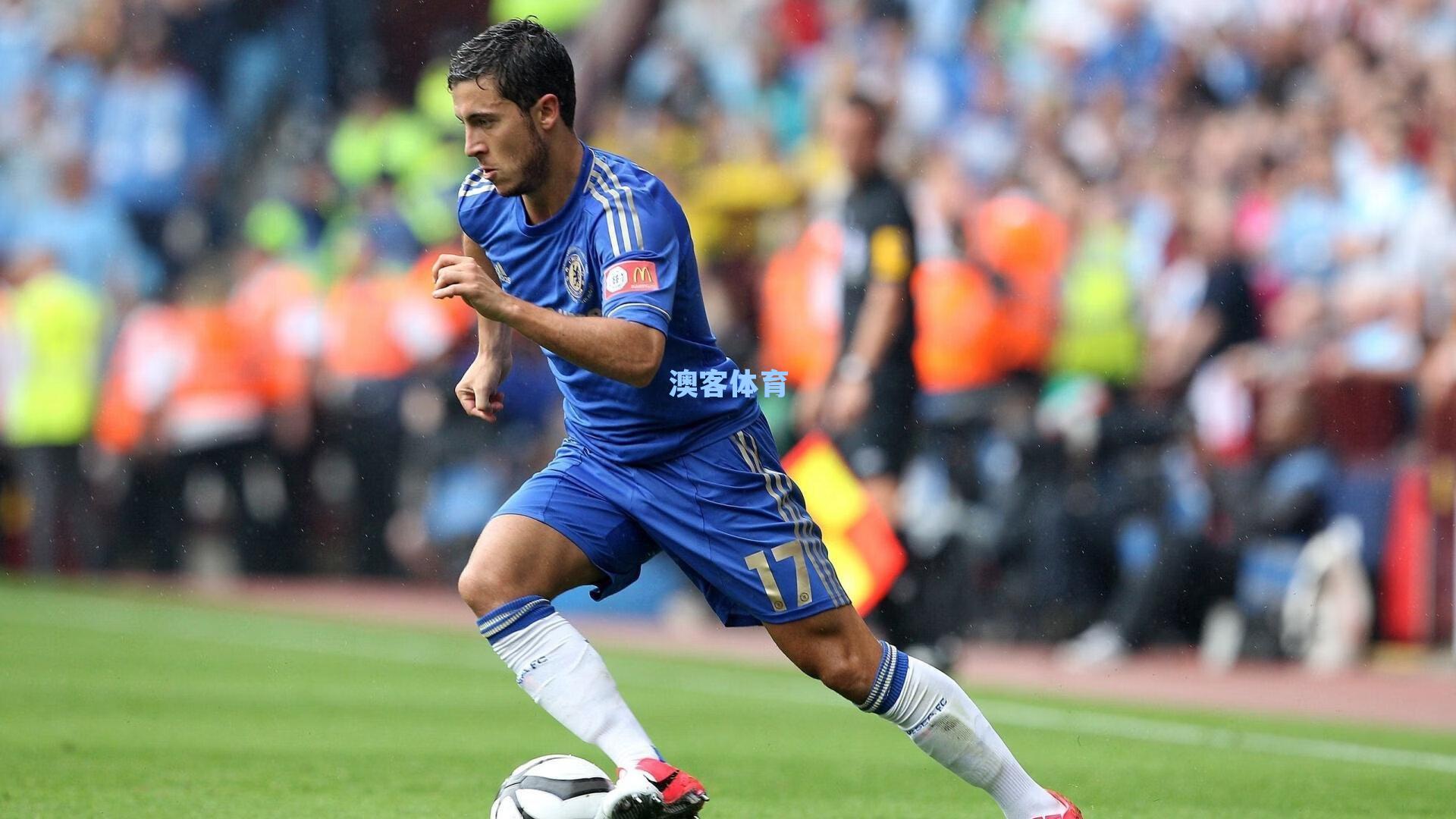 绿茵江湖再现传奇双人滑铲！法国后卫默契配合铸就经典防守