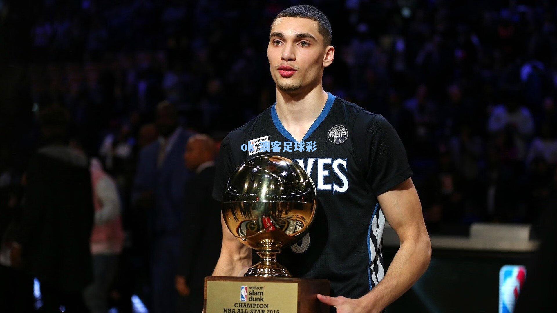 比利时门神库尔图瓦宣布，与主帅决裂，泰代斯科在任绝不回归国家队！