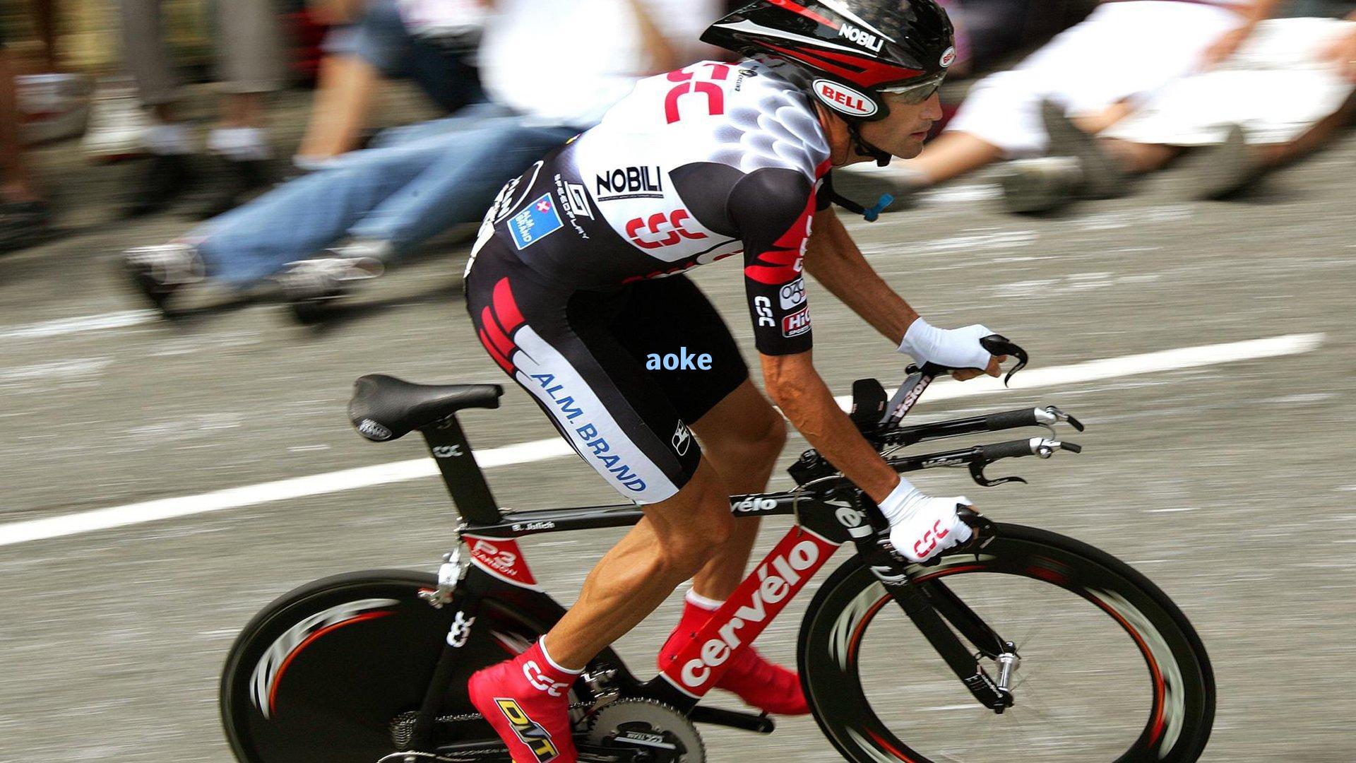 英超半场激战,马特塔失良机,约翰斯通神扑力保狼队0-0水晶宫