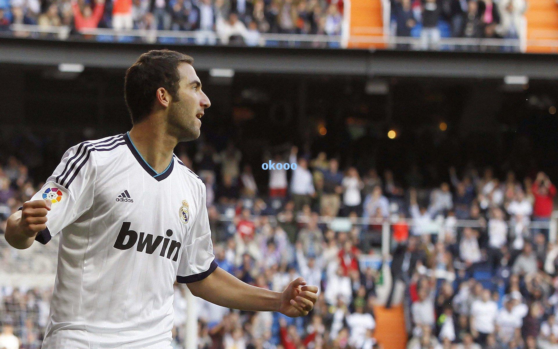 奥斯梅恩开场闪击创历史，加拉塔萨雷斩获欧冠队史最快进球